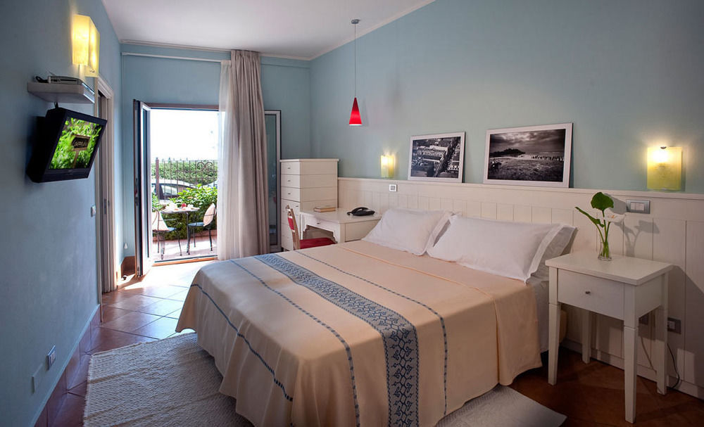 Marin Hotel Пула Екстер'єр фото